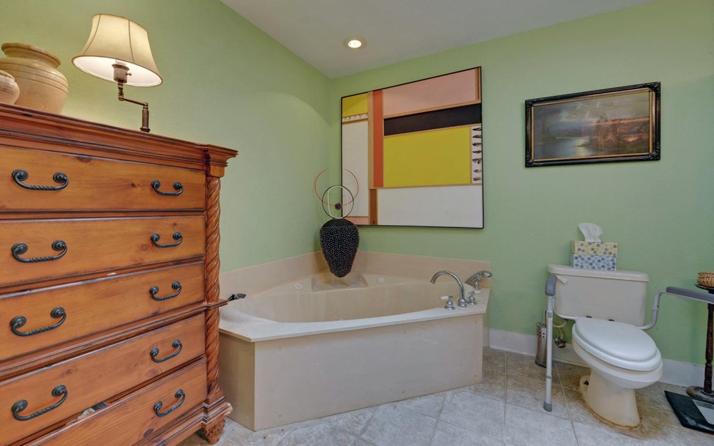 434748 Brasstown Active