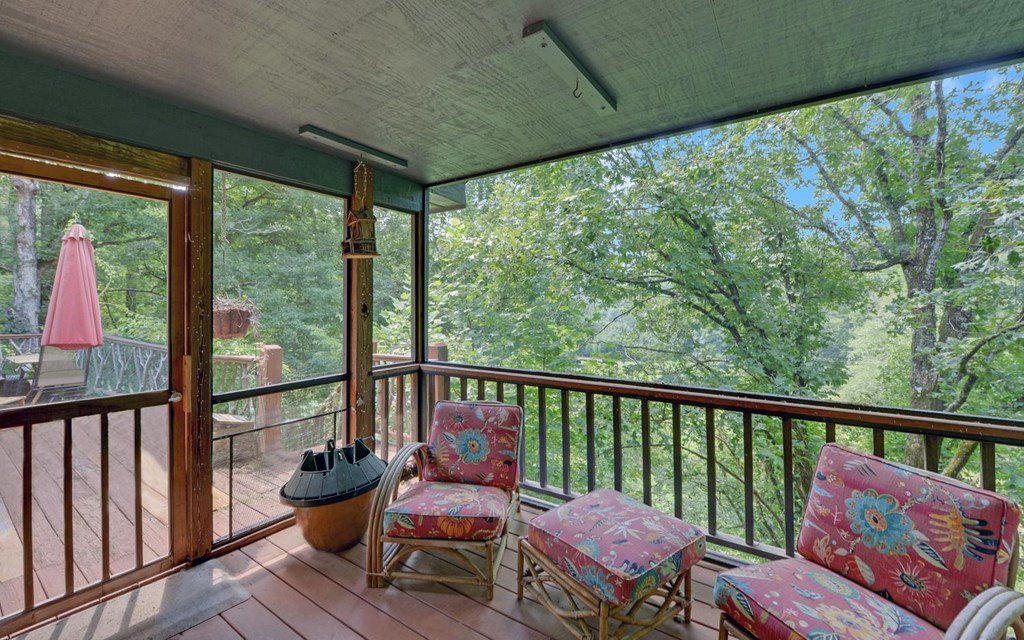 434748 Brasstown Active