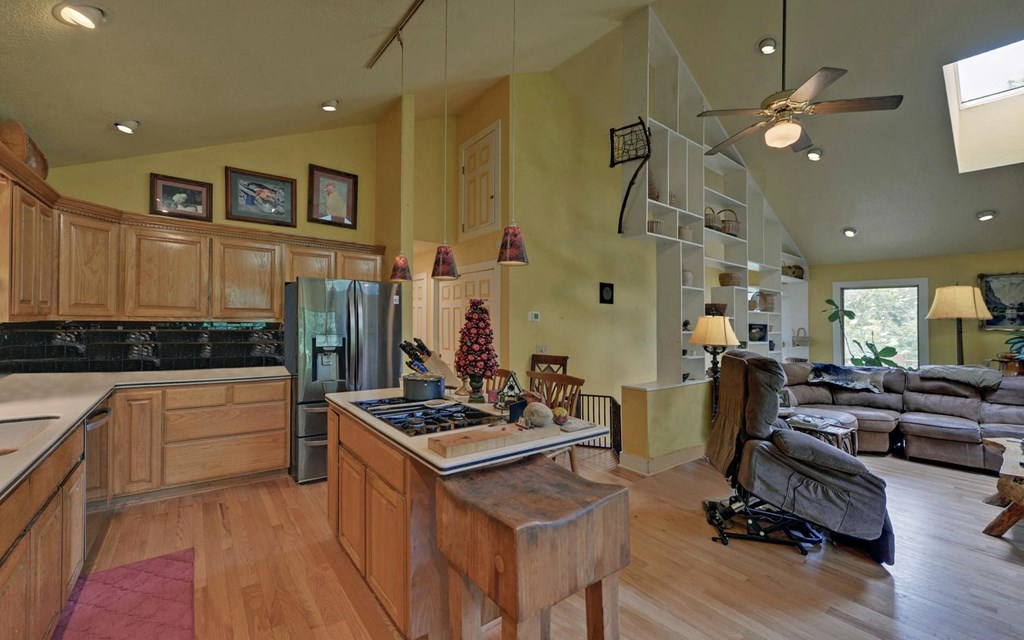 434748 Brasstown Active