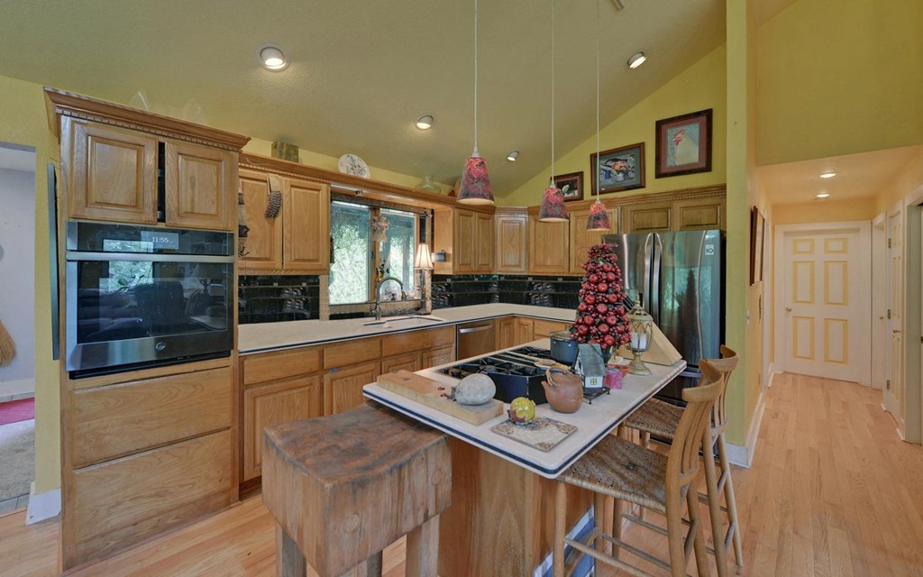 434748 Brasstown Active