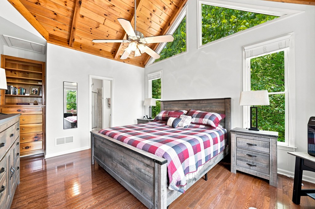 434758 Ellijay Active