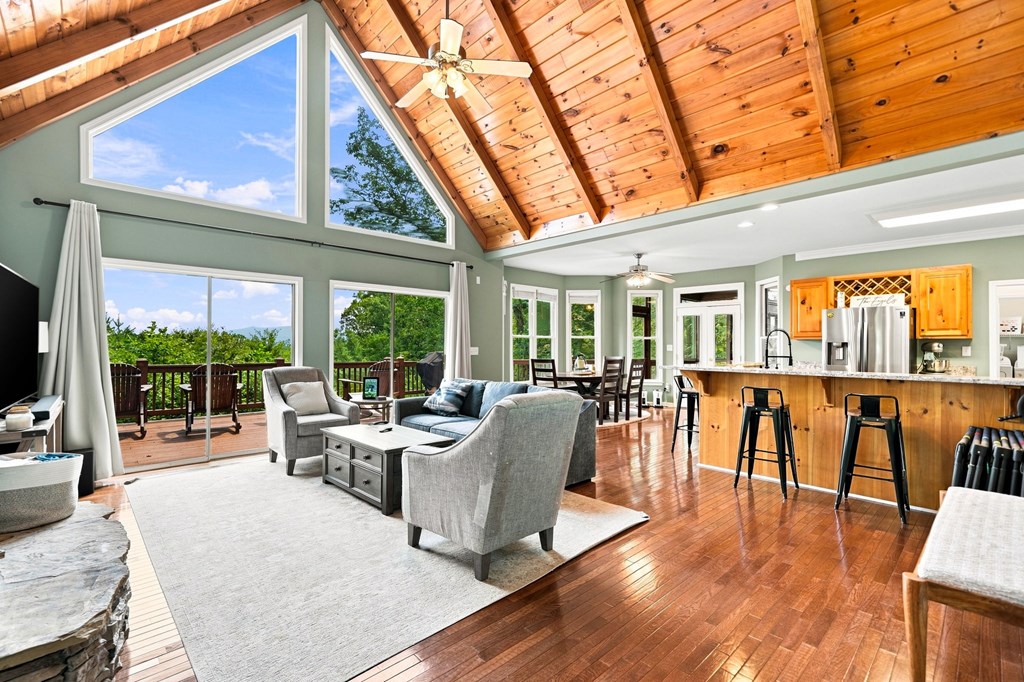 434758 Ellijay Active