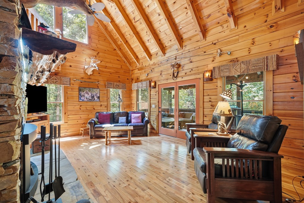 434760 Mineral Bluff Active