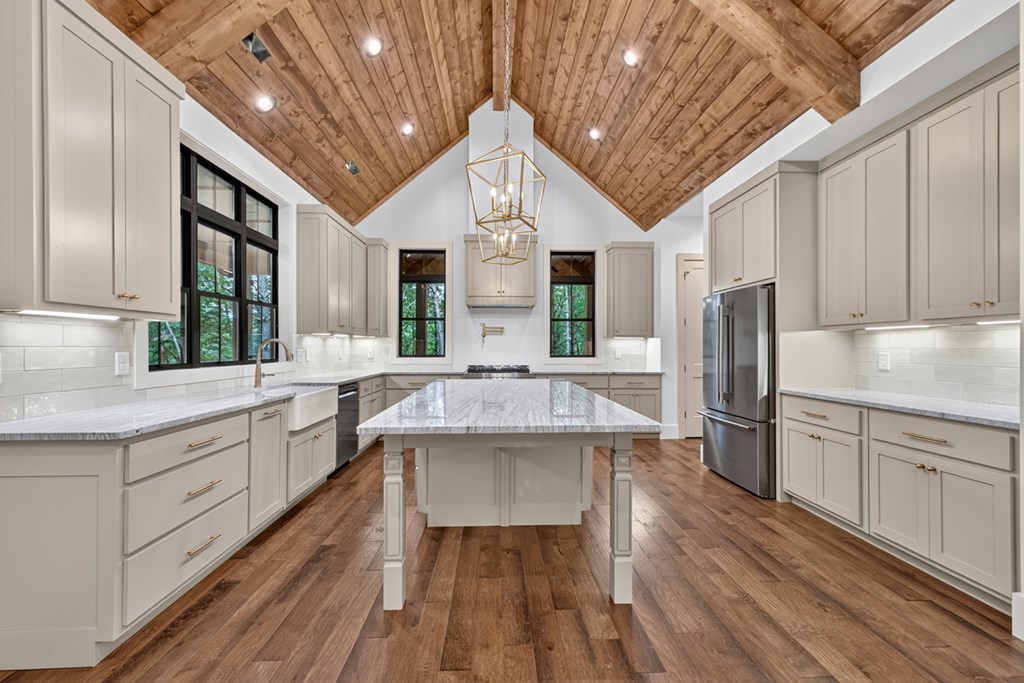434772 Ellijay Active