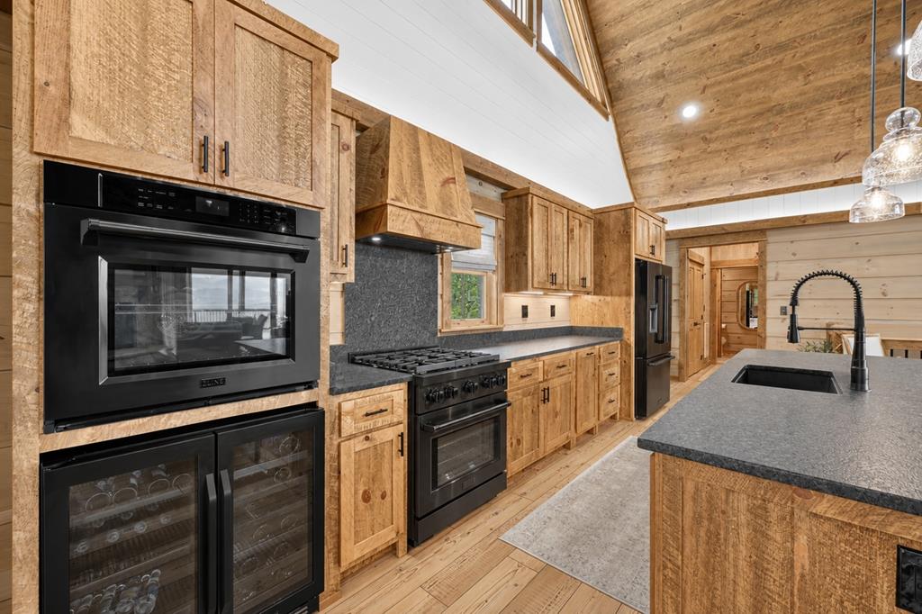 434776 Mineral Bluff Active
