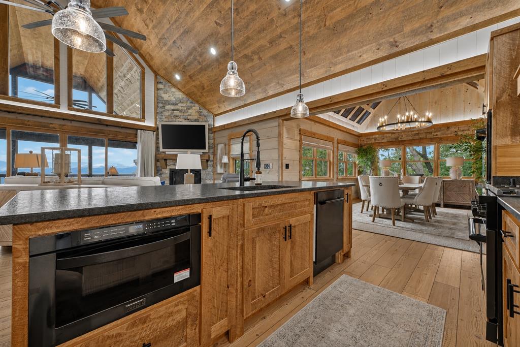 434776 Mineral Bluff Active