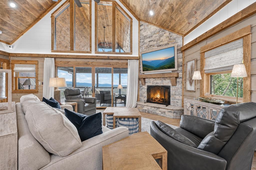 434776 Mineral Bluff Active