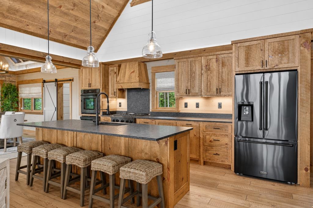 434776 Mineral Bluff Active