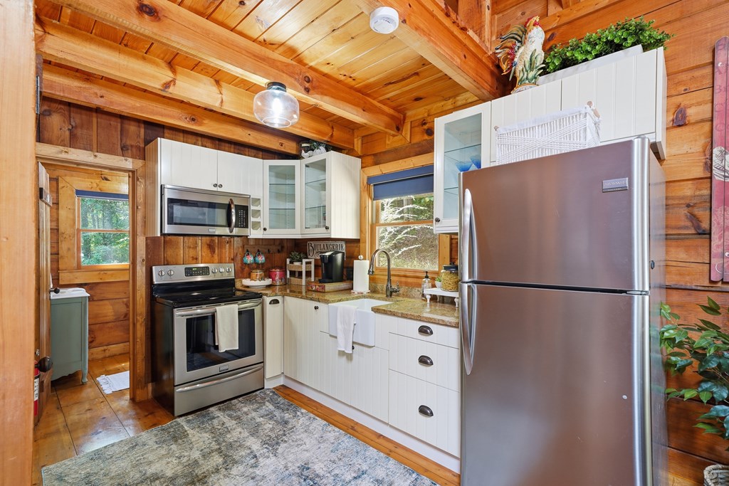 434799 Blue Ridge Pending
