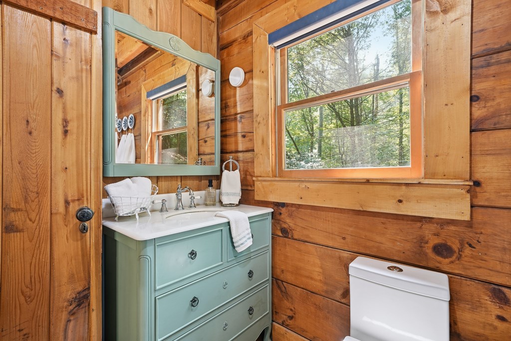 434799 Blue Ridge Pending
