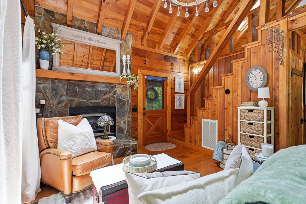 434799 Blue Ridge Pending