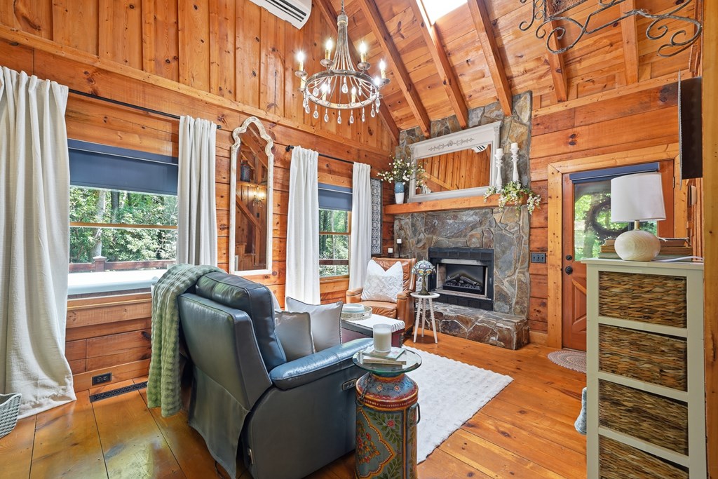434799 Blue Ridge Pending