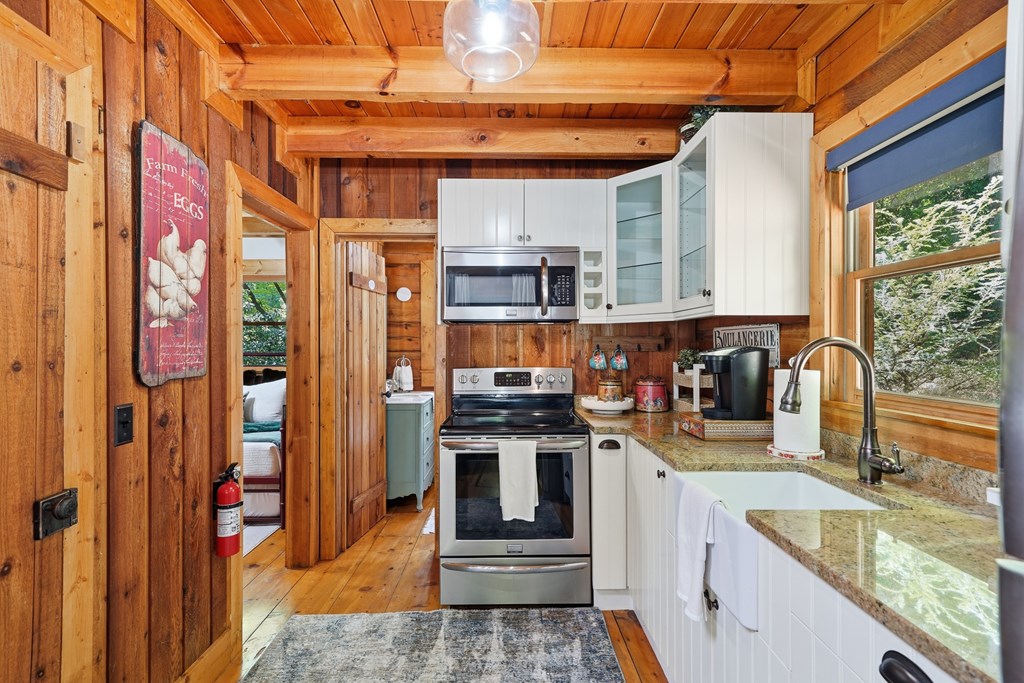434799 Blue Ridge Pending