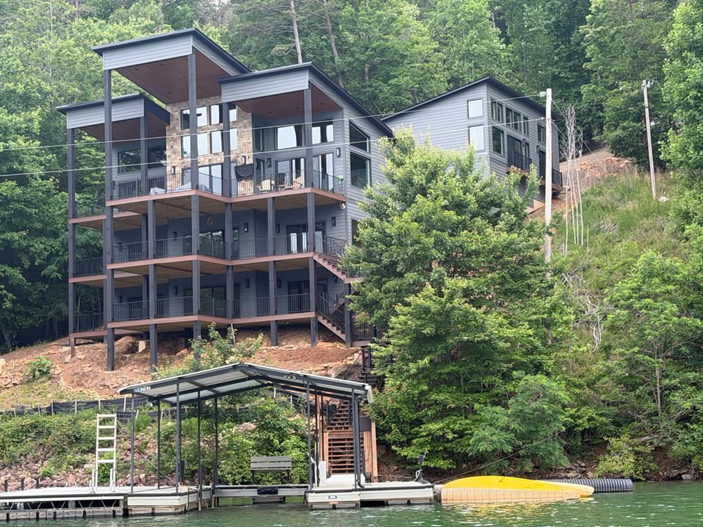 434810 Blue Ridge Active