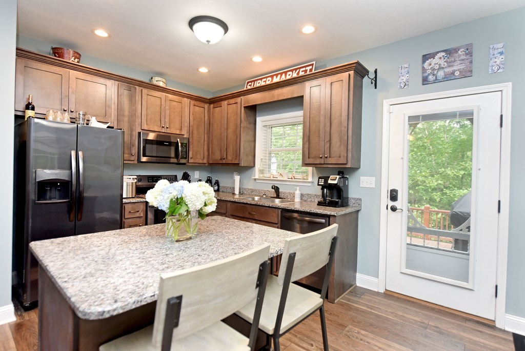 434818 Ellijay Active
