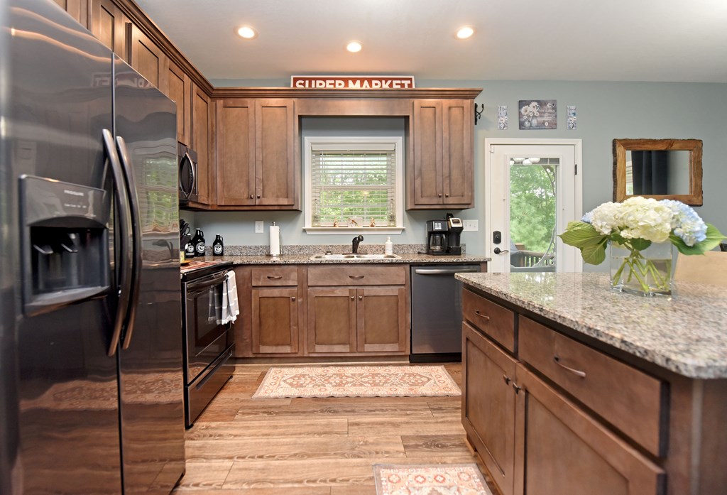 434818 Ellijay Active