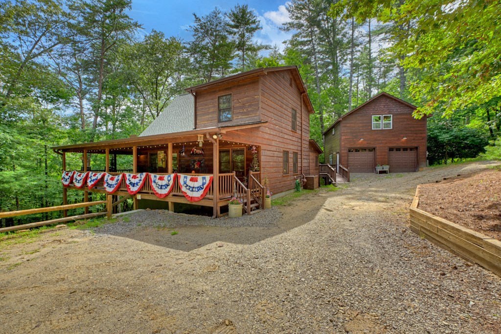 434825 Blue Ridge Active