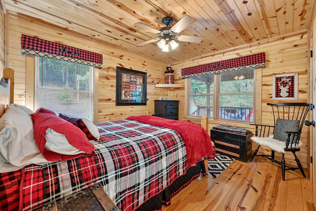 434825 Blue Ridge Active