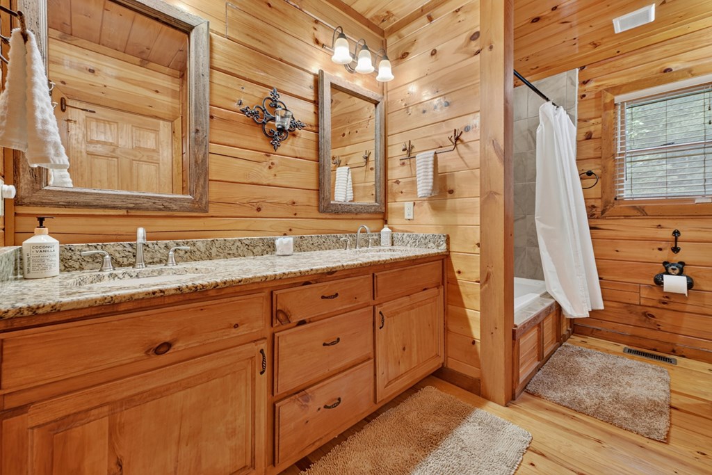 434826 Blue Ridge Active