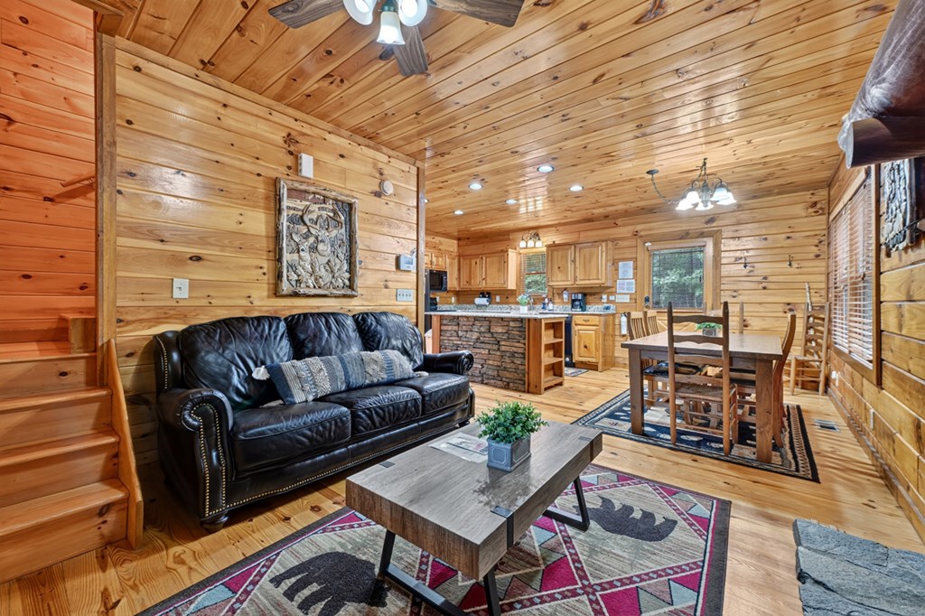 434826 Blue Ridge Active