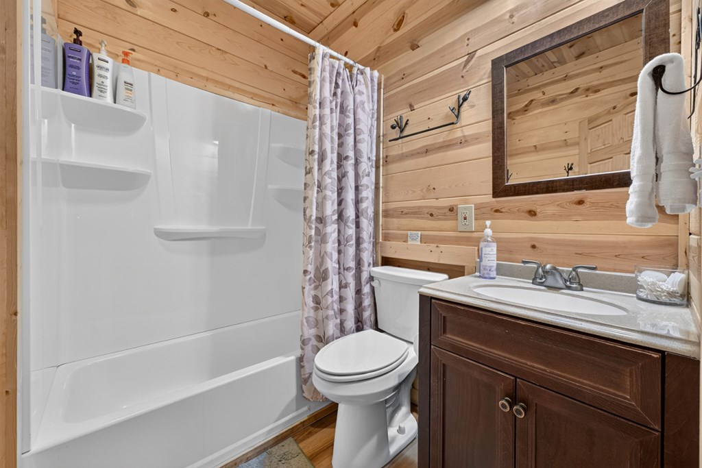 434826 Blue Ridge Active