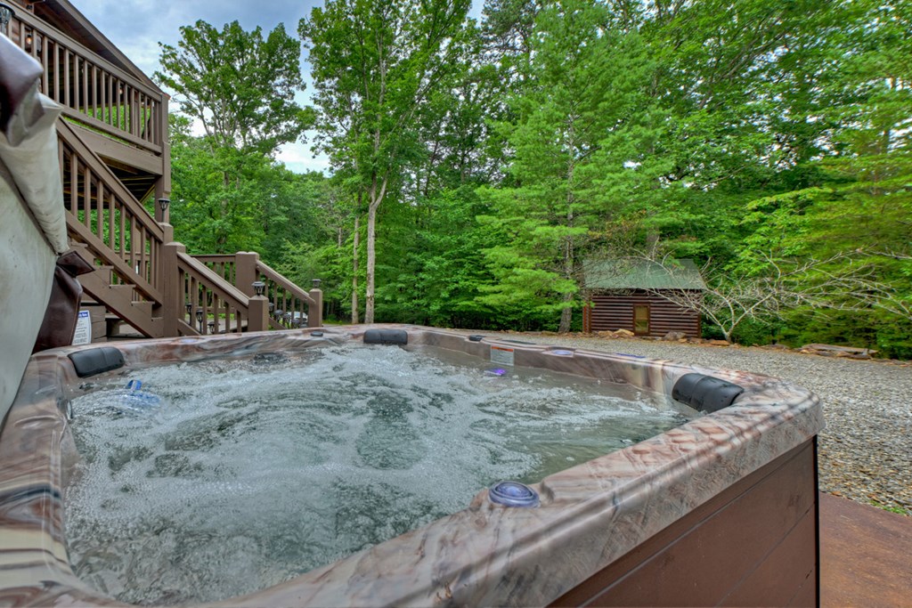 434826 Blue Ridge Active