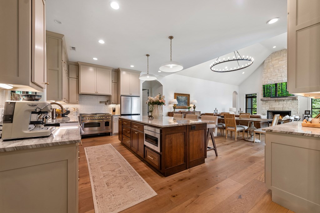 434875 Ellijay Active