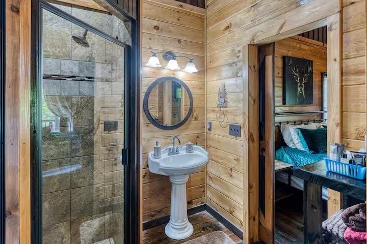 434887 Mineral Bluff Active