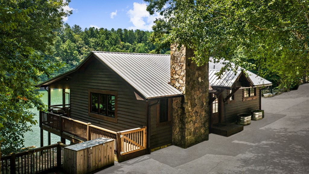 434893 Blue Ridge Active