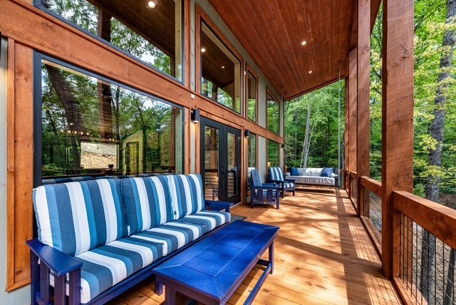 434896 Blue Ridge Active