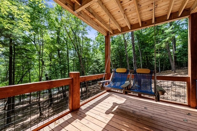 434896 Blue Ridge Active
