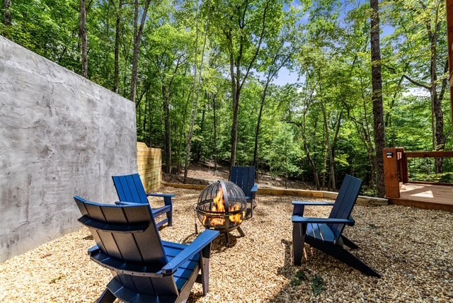 434896 Blue Ridge Active