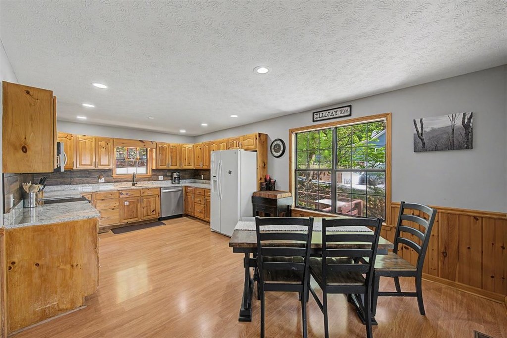 434900 Ellijay Active