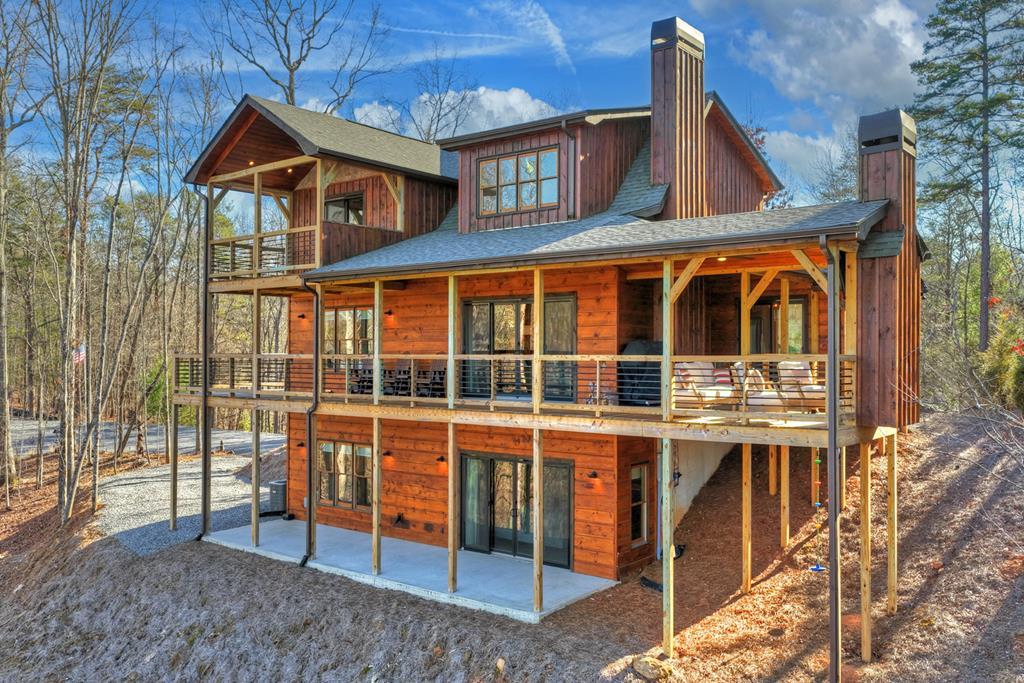 434917 Blue Ridge Active