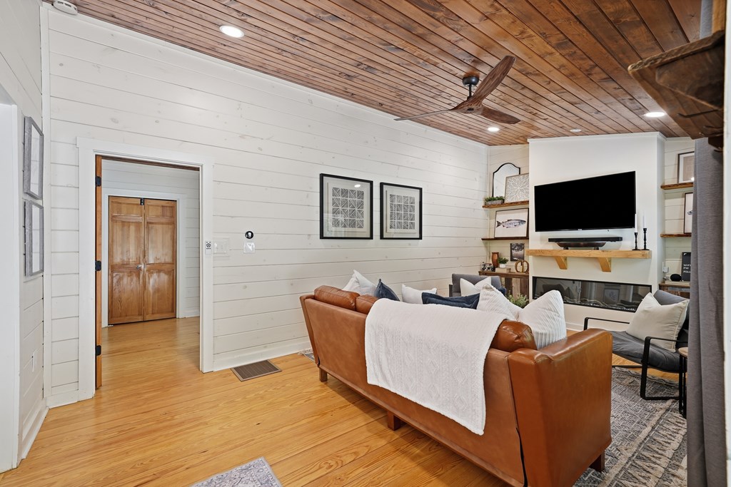 434922 Ellijay Active