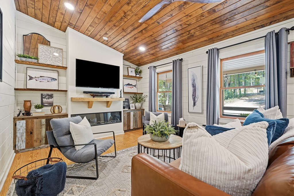 434922 Ellijay Active