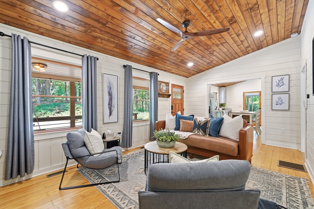 434922 Ellijay Active