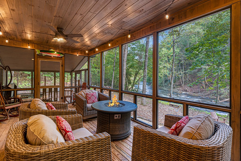 434924 Ellijay Active