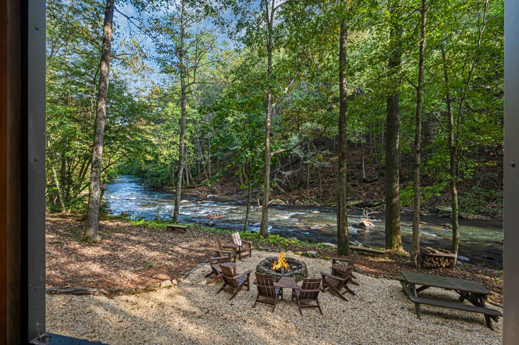 434924 Ellijay Active