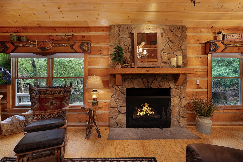 434924 Ellijay Active