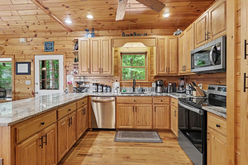 434940 Morganton Active