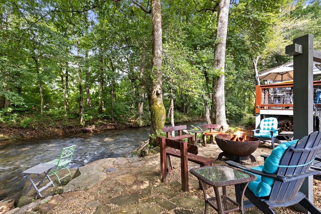 434946 Hiawassee Active