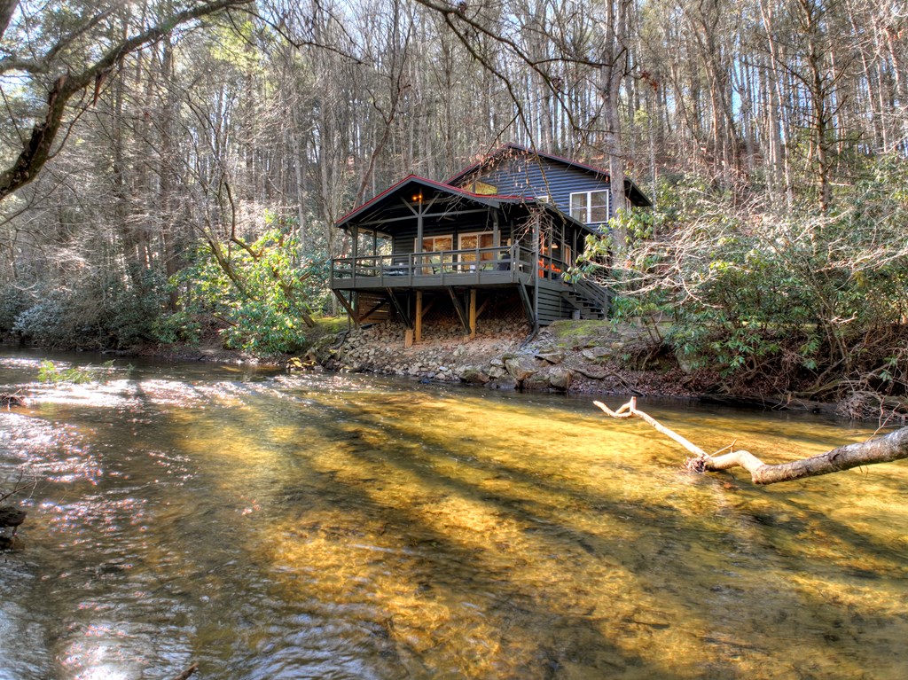 434951 Blue Ridge Active