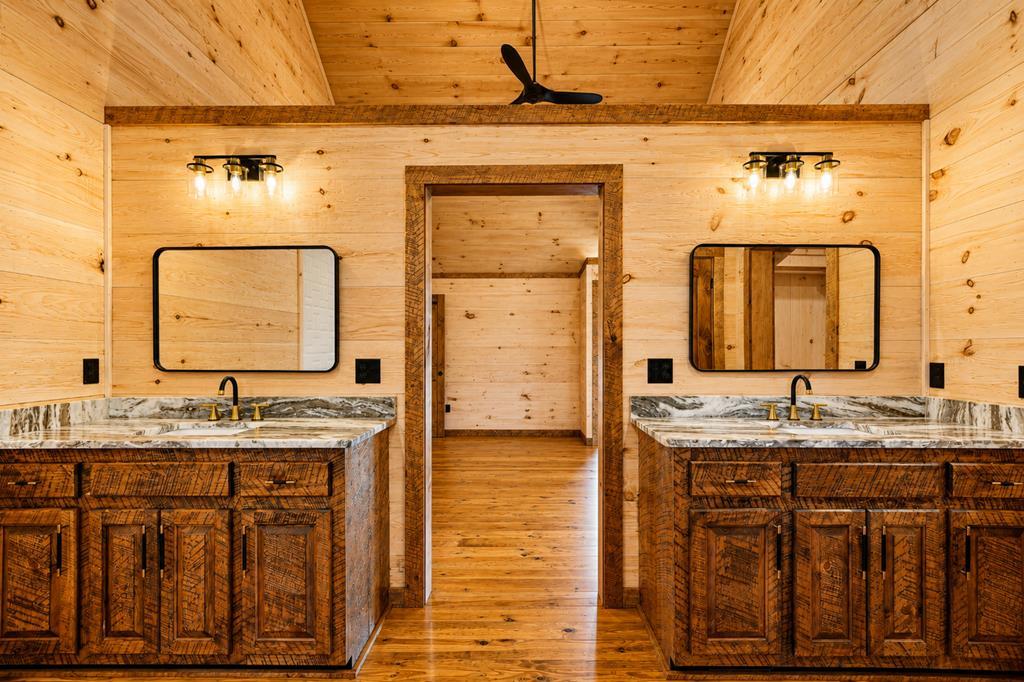 434954 Mineral Bluff Active