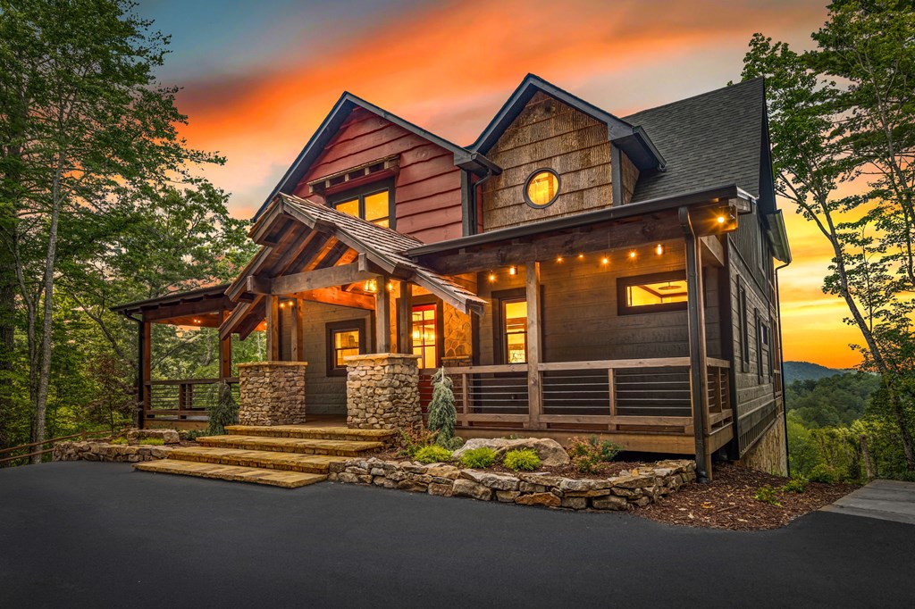 434956 Blue Ridge Active
