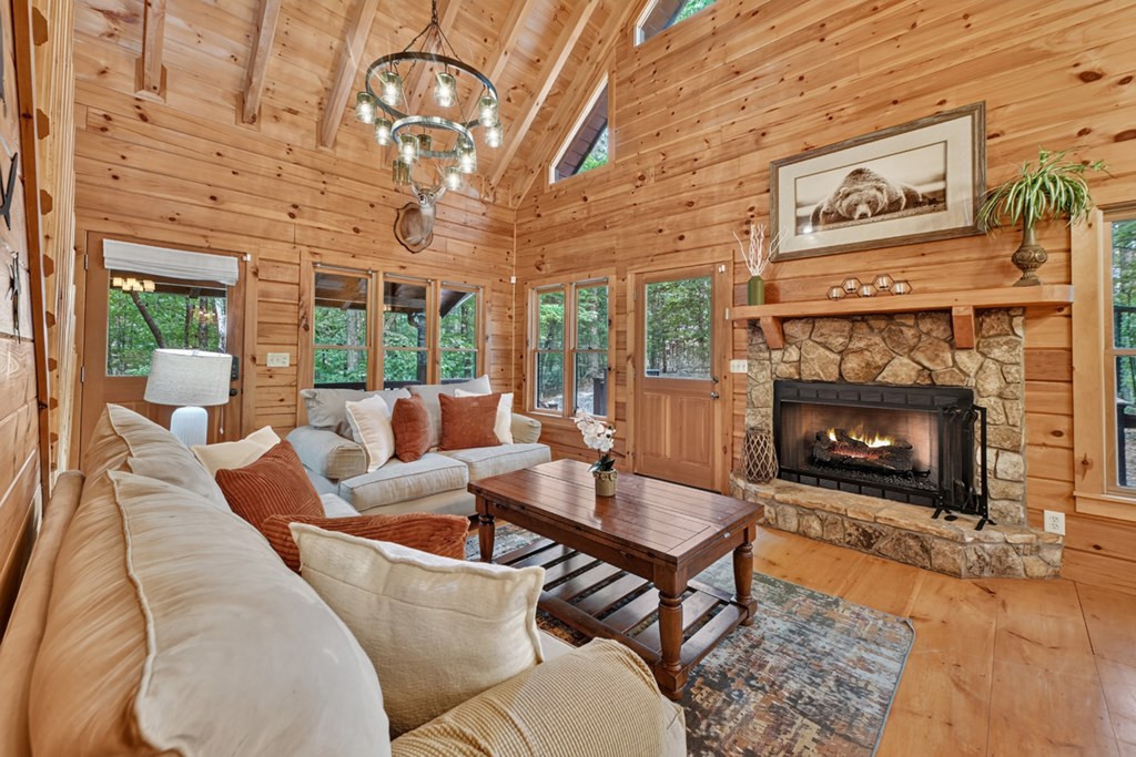 434963 Blue Ridge Active