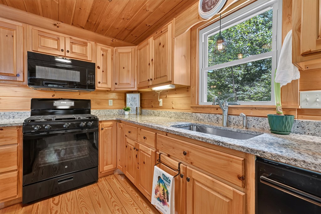434973 Ellijay Active