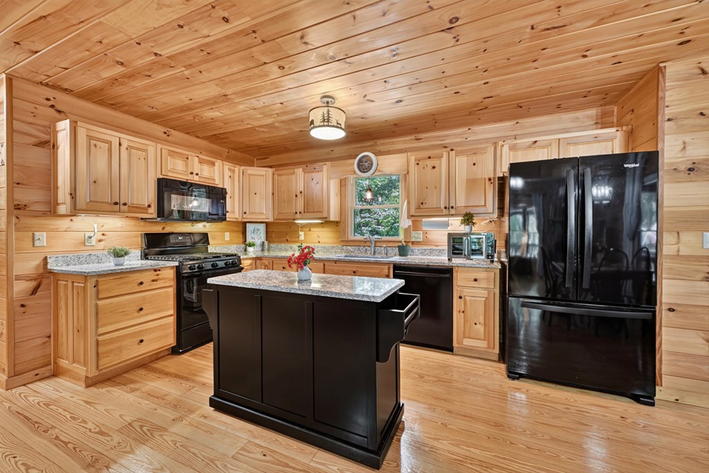 434973 Ellijay Active