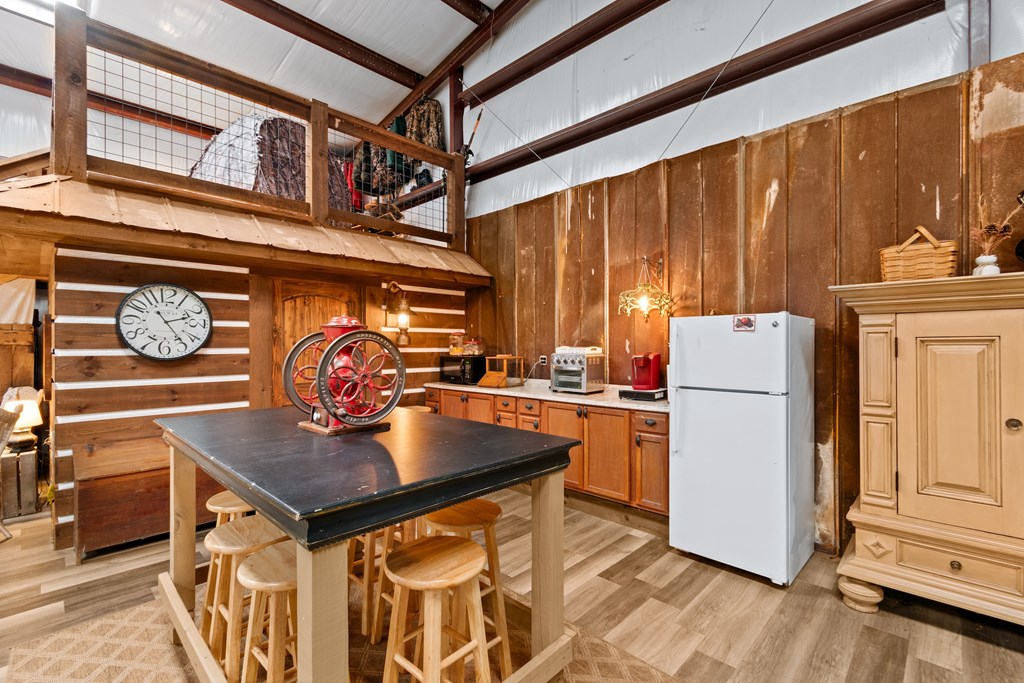 434977 Mineral Bluff Active