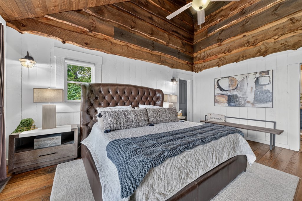 434978 Blue Ridge Active